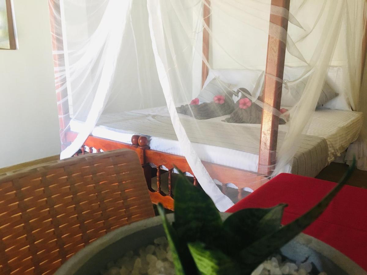Dilena Beach Inn 탕갈레 외부 사진