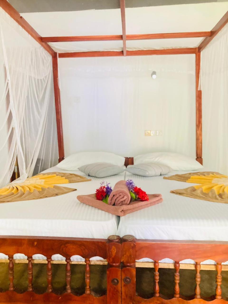 Dilena Beach Inn 탕갈레 객실 사진