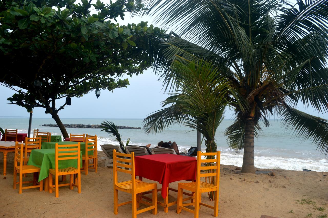 Dilena Beach Inn 탕갈레 외부 사진