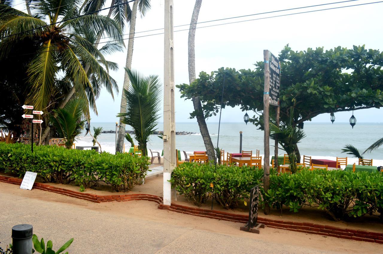 Dilena Beach Inn 탕갈레 외부 사진